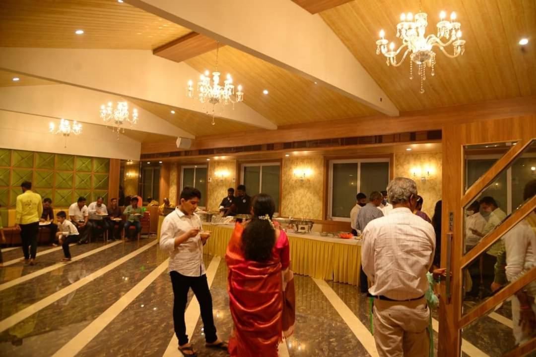 Hotel Suyog Residency Navi Mumbai Dış mekan fotoğraf