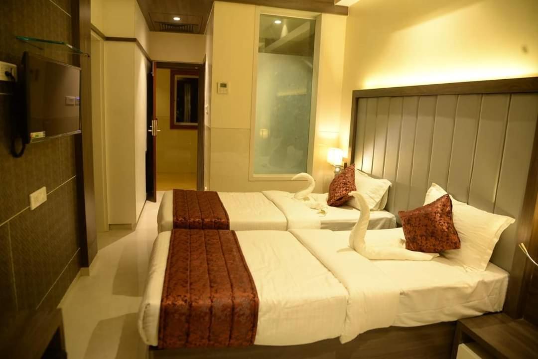 Hotel Suyog Residency Navi Mumbai Dış mekan fotoğraf