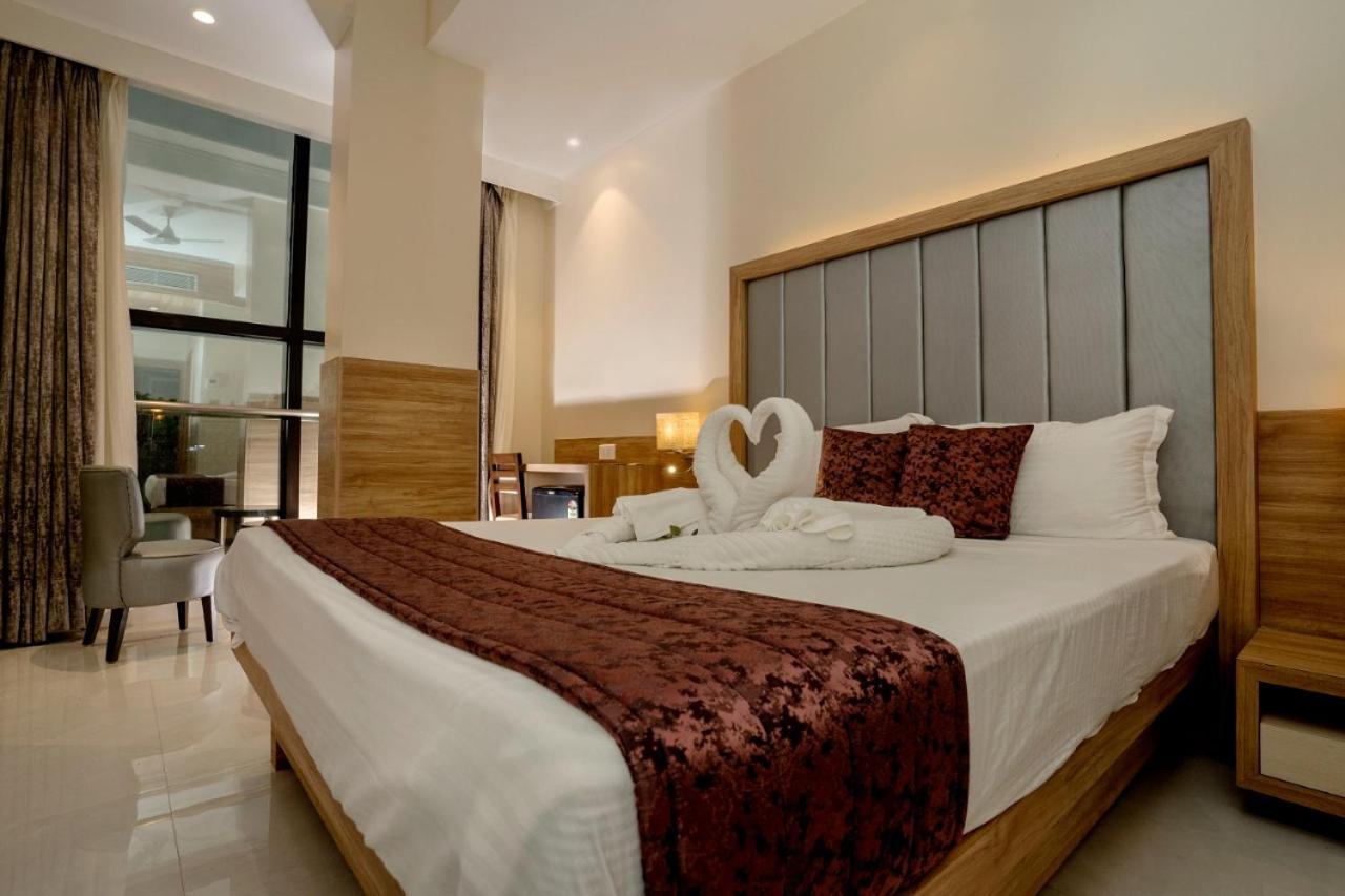 Hotel Suyog Residency Navi Mumbai Dış mekan fotoğraf